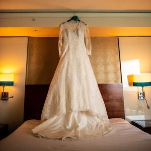 Wedding dress